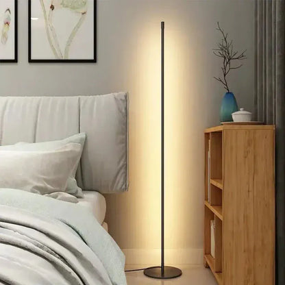 Verthara Premium Modern LED Floor Lamp - Standing Design - Adjustable Brightness - Black Aluminium - Minimalist Style - Ideal For Living Room