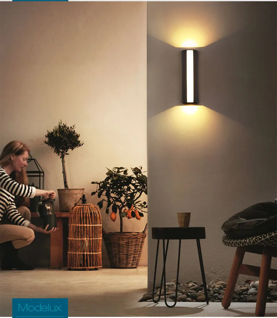 Verthara Premium Modern LED Outdoor Wall Light IP65 Dimmable Black