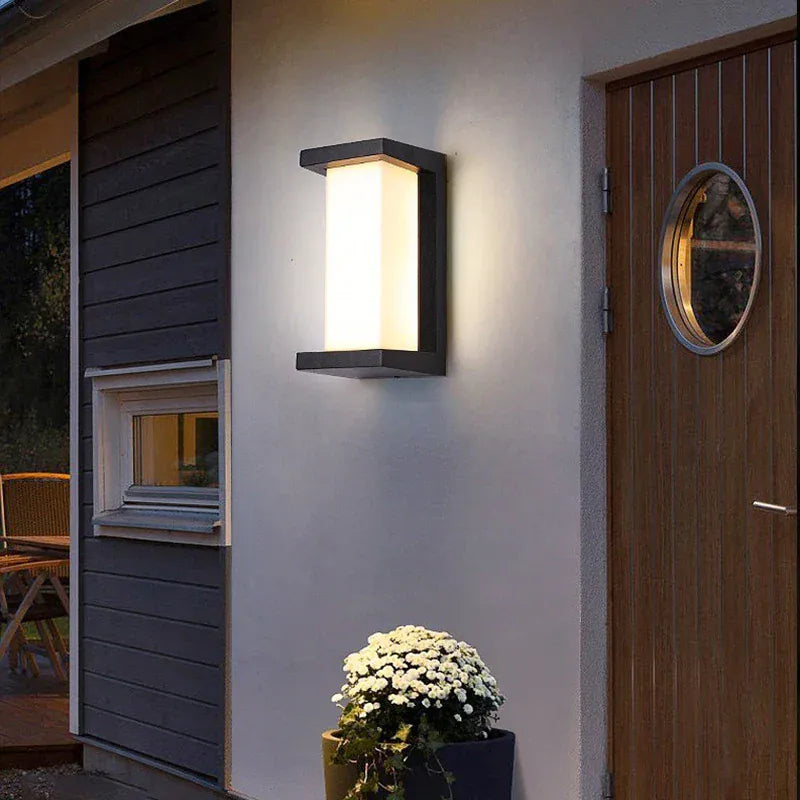 Verthara Premium Modern Outdoor Wall Light With Motion Sensor - Waterproof - LED - Black - IP65 Rated - Ideal For Garden And Balcony