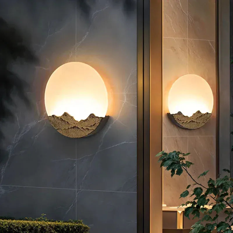 Verthara Premium Mountain-Water Pattern Round Outdoor Wall Light