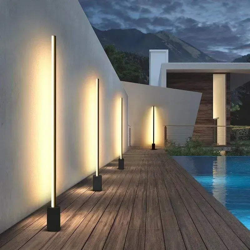 Verthara Premium Outdoor LED Lawn Post Light