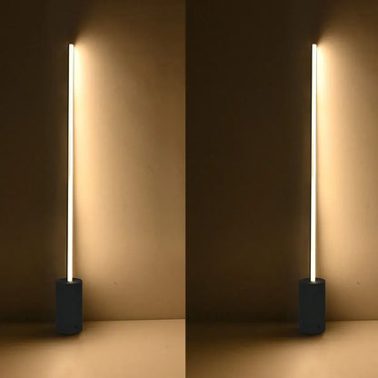 Verthara Premium Outdoor LED Lawn Post Light