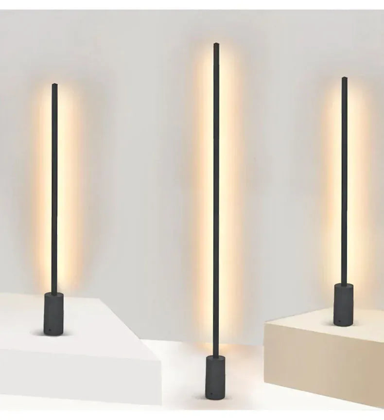 Verthara Premium Outdoor LED Lawn Post Light