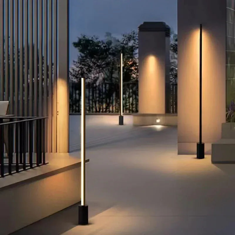 Verthara Premium Outdoor LED Lawn Post Light