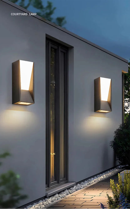 Verthara Premium PIR Sensor Outdoor Wall Light