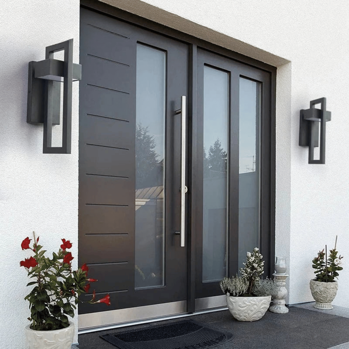 Verthara Premium Retro Black Outdoor LED Wall Lantern