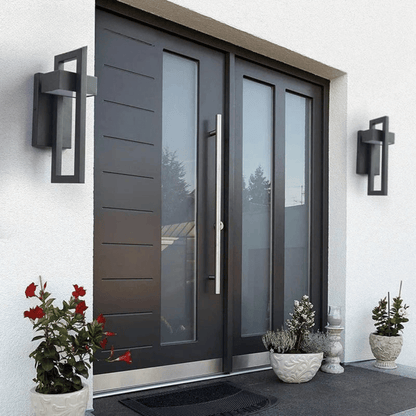 Verthara Premium Retro Black Outdoor LED Wall Lantern