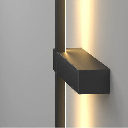 Verthara Premium Slim Linear Outdoor Wall Sconce
