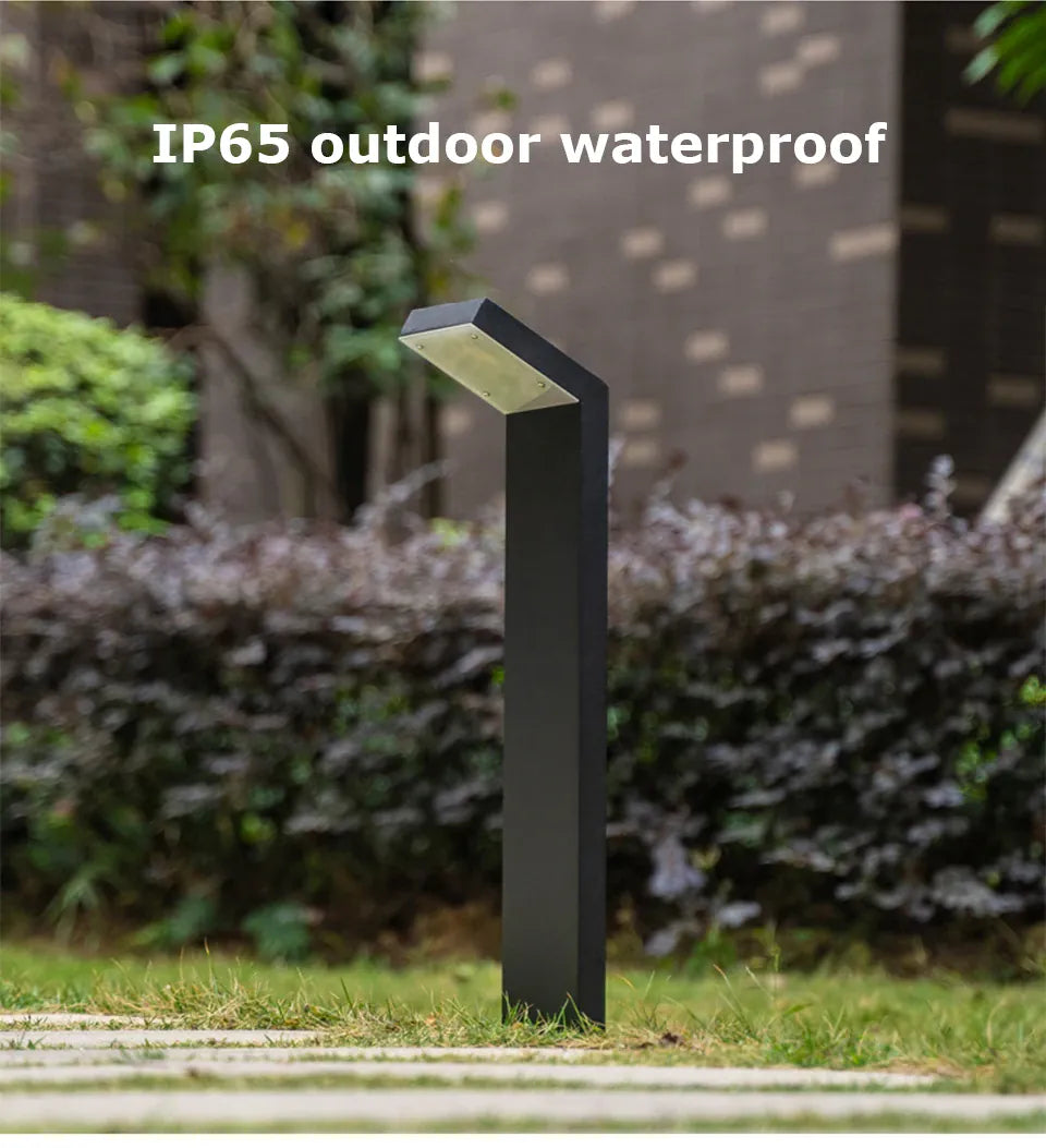 Verthara Premium Solar Aluminium Pathway Garden Lamp
