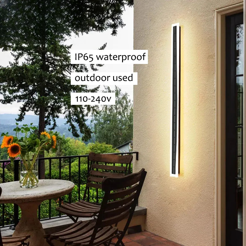 Verthara Premium Solar LED Outdoor Garden Wall Light