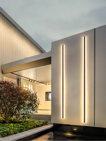Verthara Premium Solar LED Outdoor Garden Wall Light