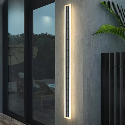 Verthara Premium Solar LED Outdoor Garden Wall Light