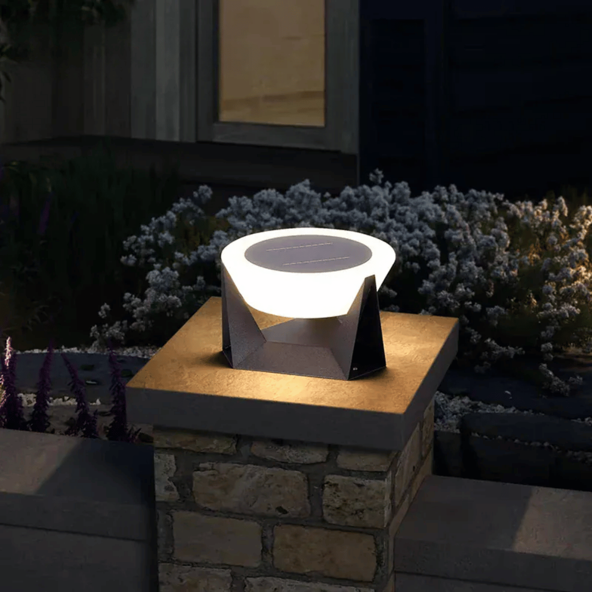 Verthara Premium Solar Post & Pillar Cap Garden Light