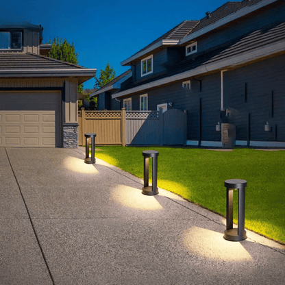 Verthara Premium Solar Powered LED Landscape Light – Waterproof - Auto On/Off - Aluminium - Outdoor Lights for House - 40cm Height