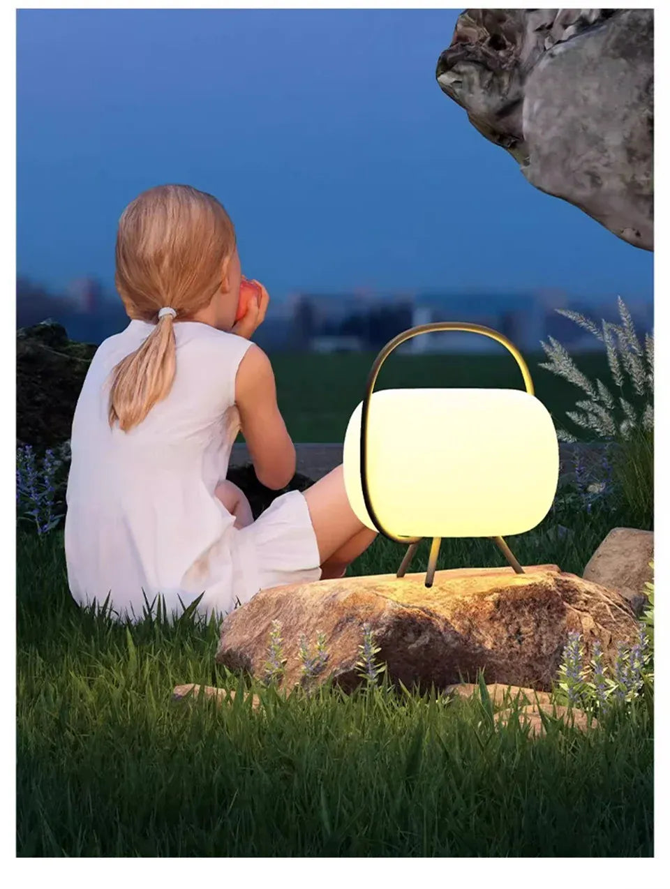 Verthara Premium Solar Rechargeable Camping & Garden Lantern 25cm