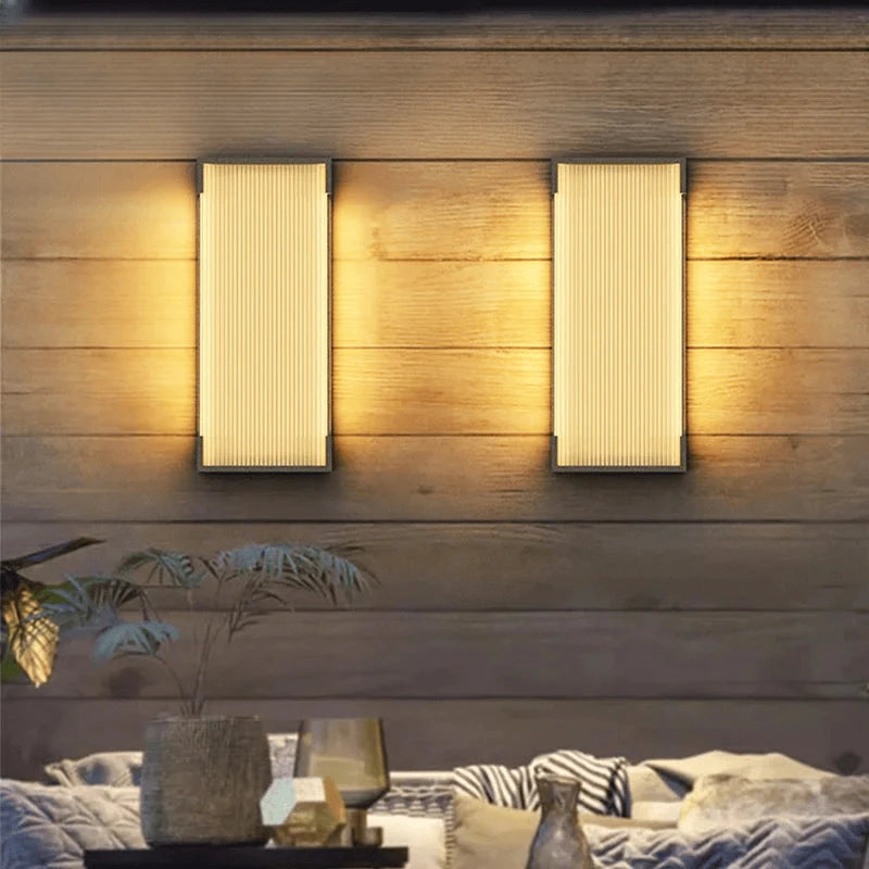 Verthara Premium Solar Stainless Steel Outdoor Wall Light