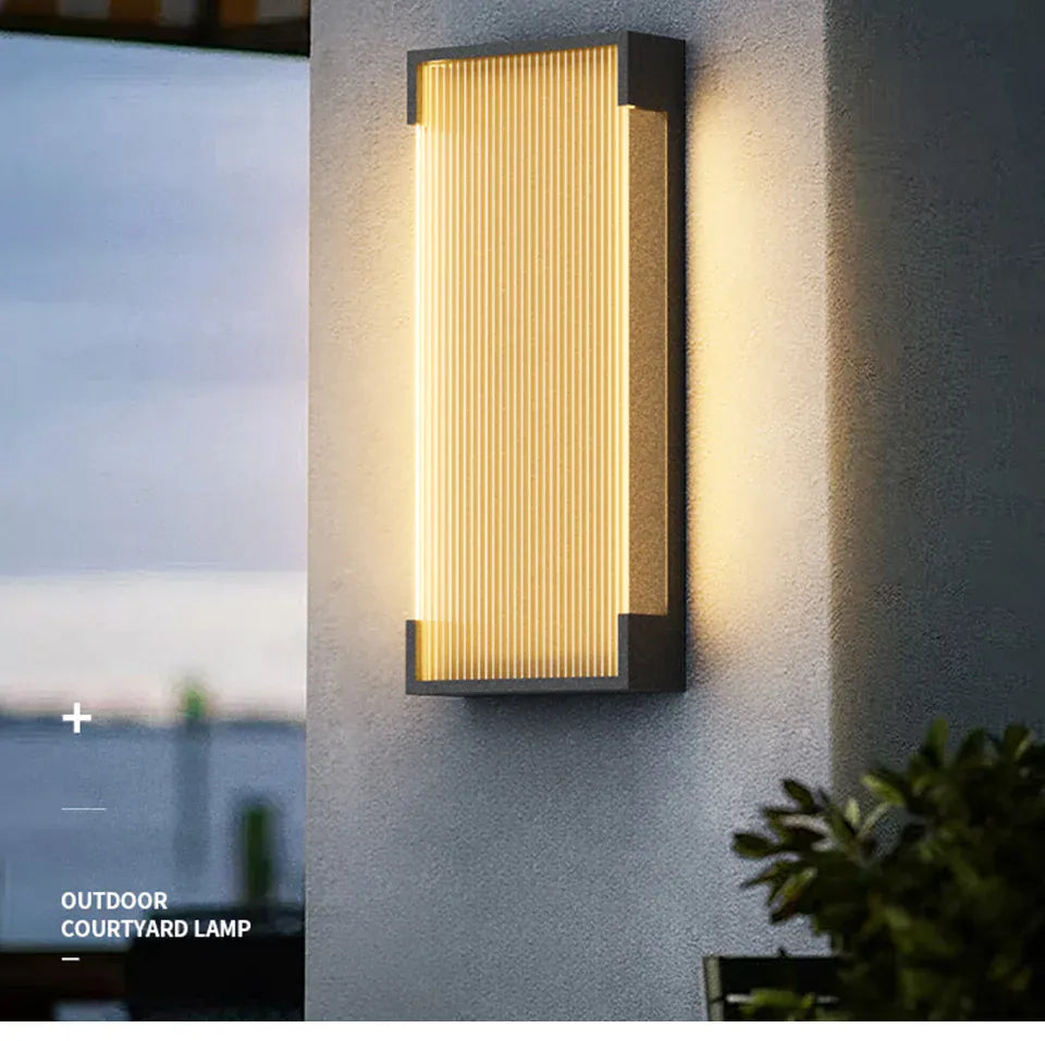 Verthara Premium Solar Stainless Steel Outdoor Wall Light