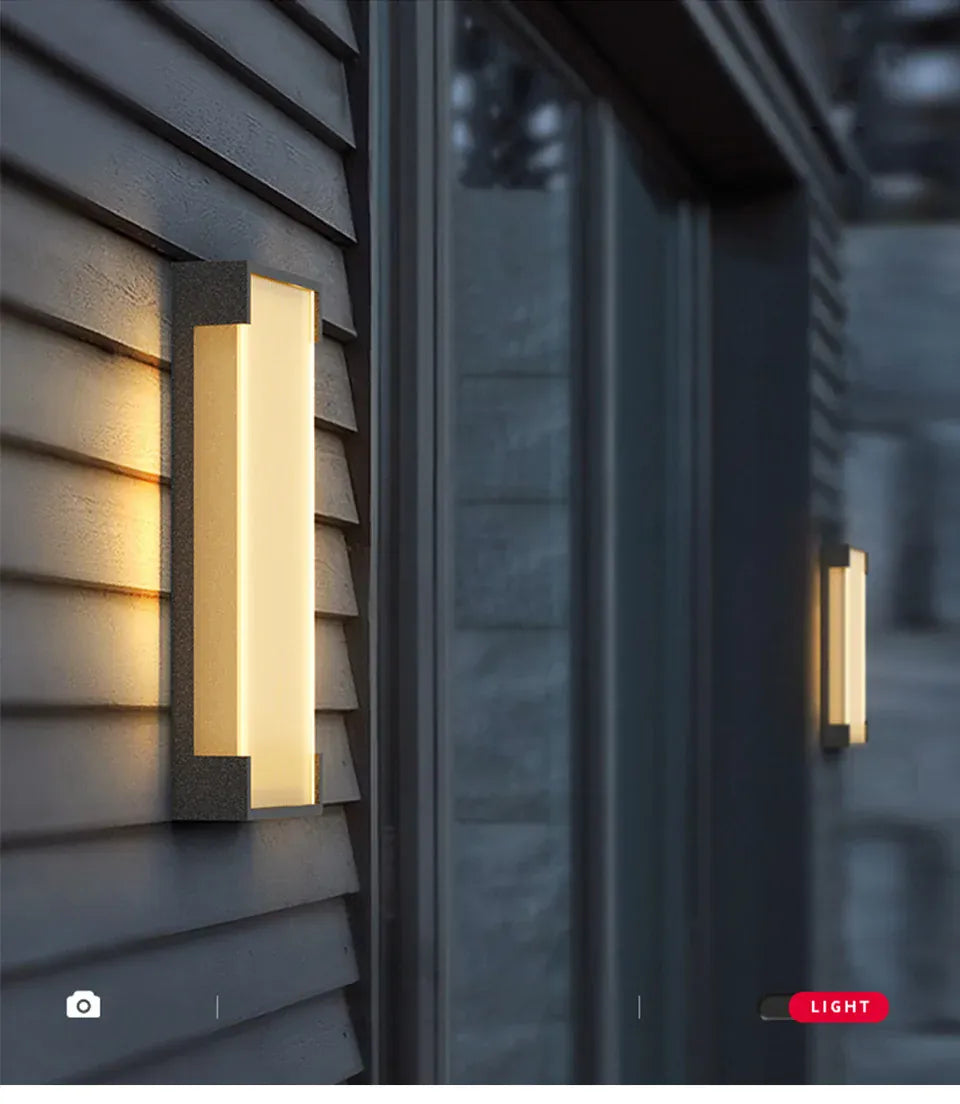 Verthara Premium Solar Stainless Steel Outdoor Wall Light