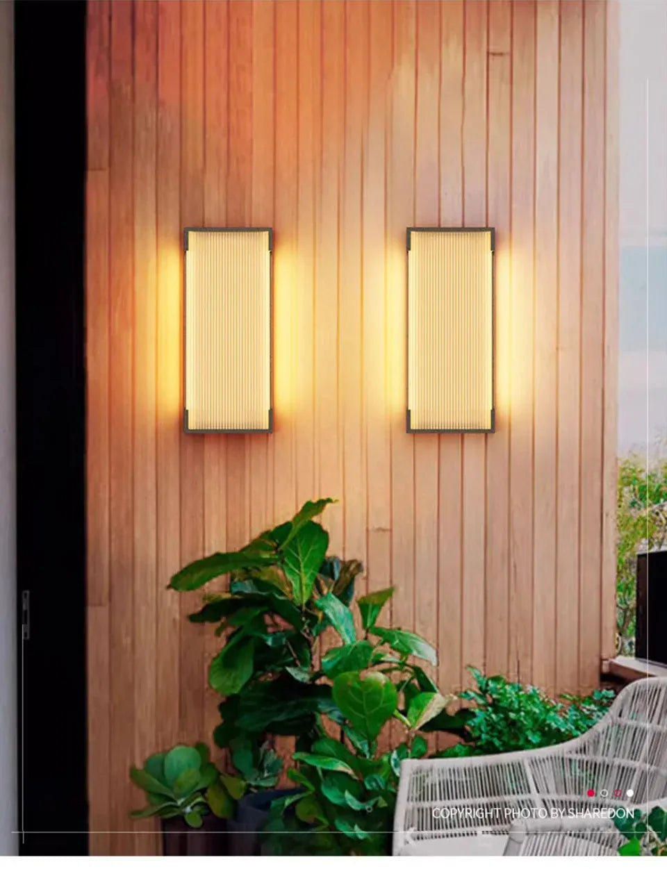 Verthara Premium Solar Stainless Steel Outdoor Wall Light