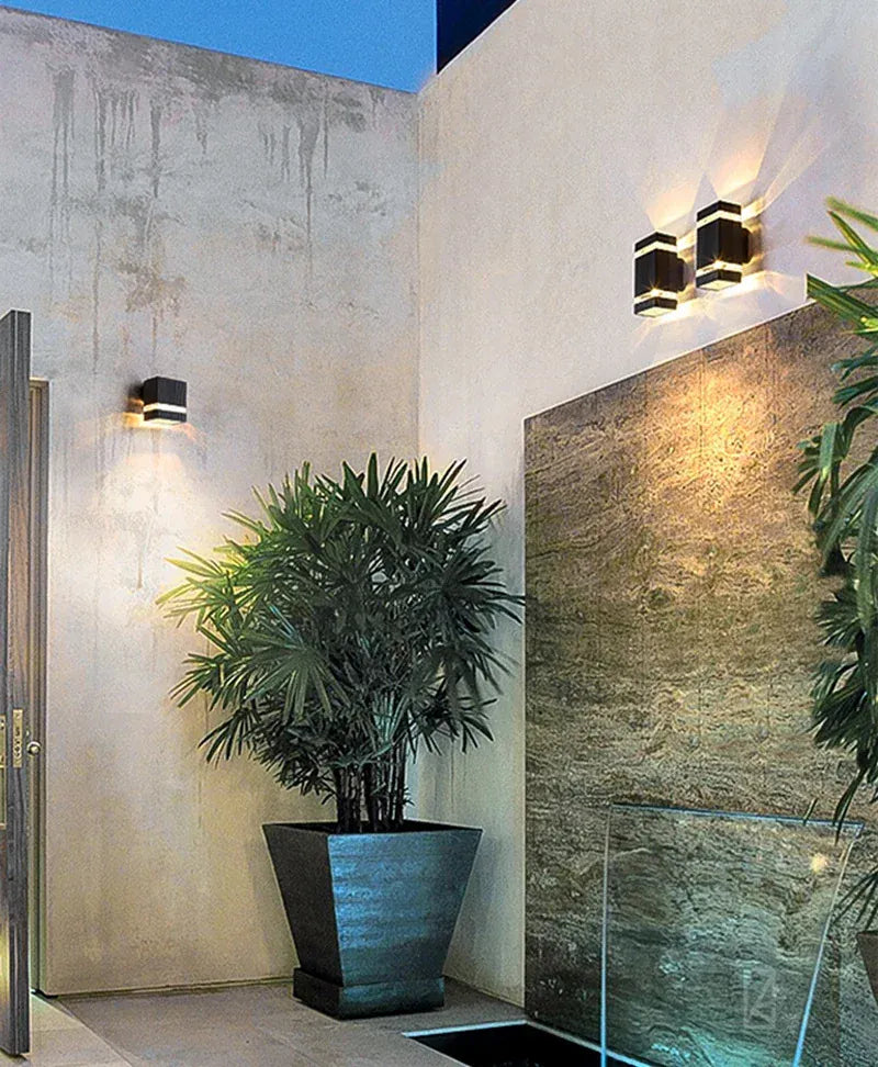Verthara Premium Square E27 Outdoor Wall Sconce