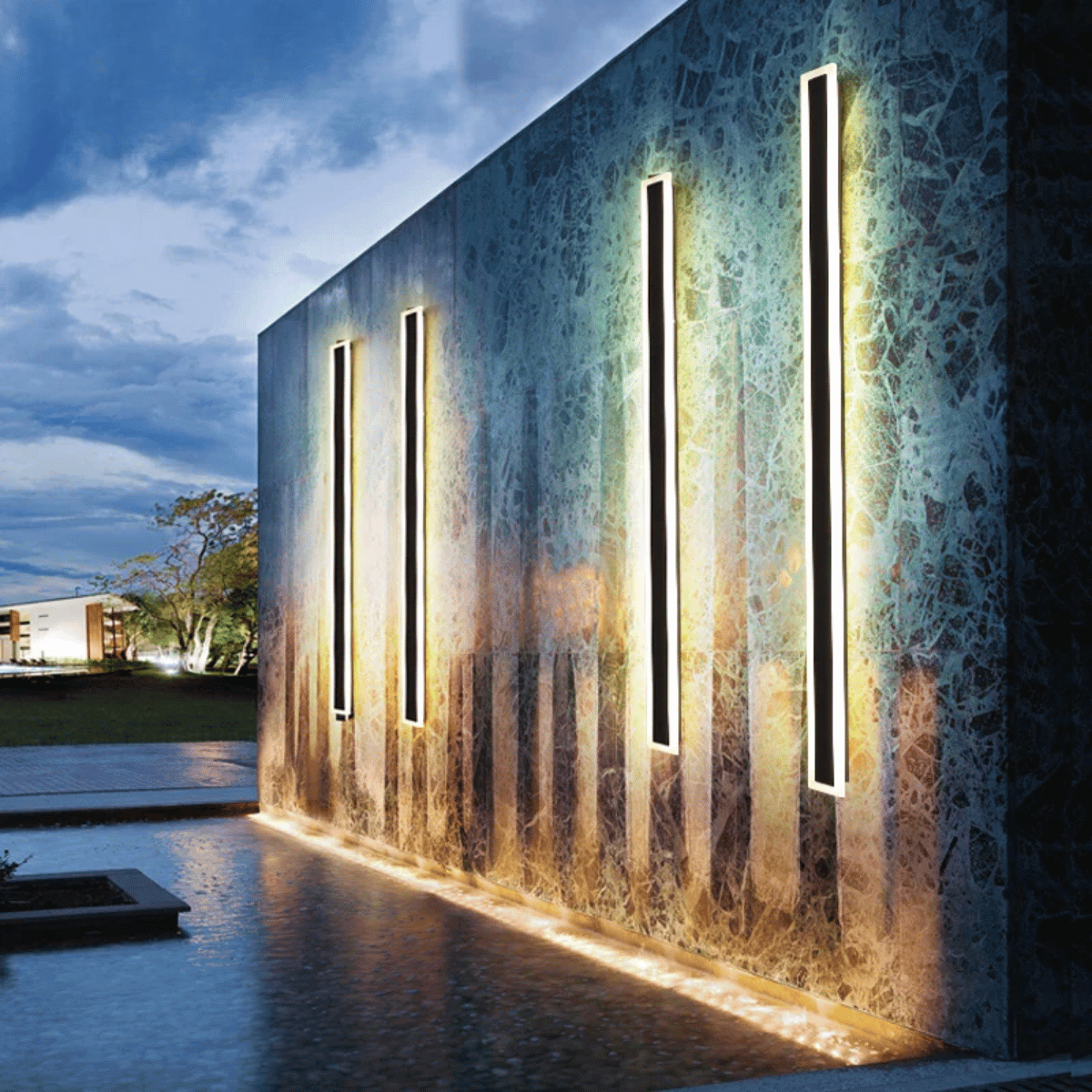 Verthara Premium Tall Dimmable Outdoor LED Wall Lantern