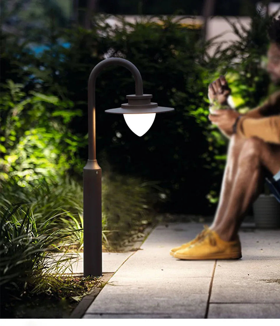 Verthara Premium Three-Head Outdoor Post Light