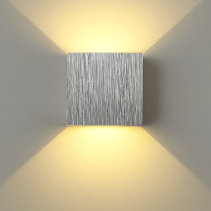 Verthara Up and Down LED Wall Lamp Brushed Silver / Warm White