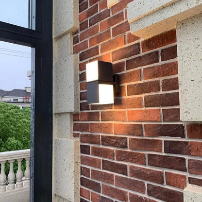 Verthara Waterproof Outdoor Wall Lamp – Adjustable Angle LED Exterior Wall Light in Black Aluminum for Garden and Pathway Lighting