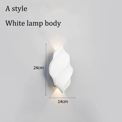 Verthara Waterproof Outdoor Wall Lamp – Modern Exterior Wall Lights for Courtyards, Entrances, and Balconies – Energy Efficient Black Lantern