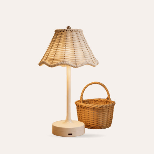 Vintage Rattan Table Lamp