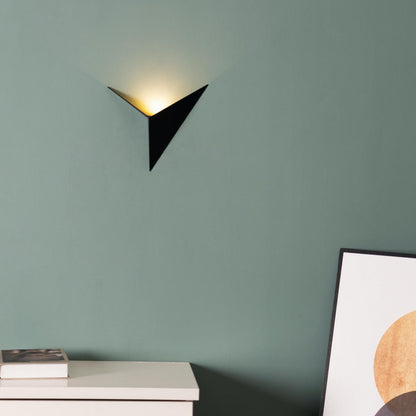 Modern Wall Light - LED - Minimalist Design - Multiple Colours (White, Black, Gold) - Warm or Cool White - Energy Efficient